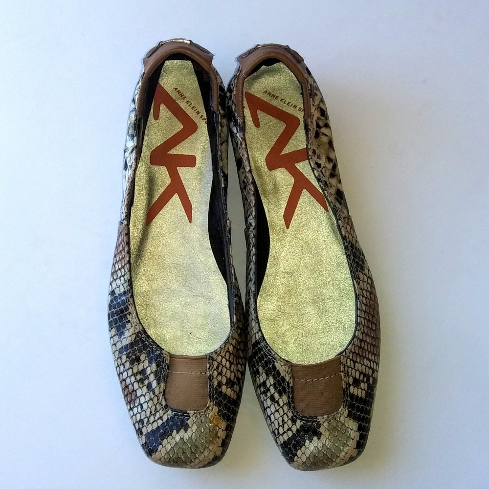 AK Anne Klein Sport Flat